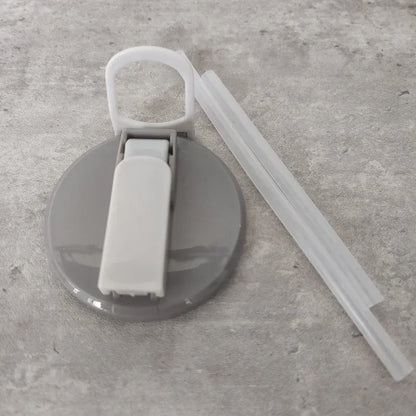 Portable Soda Can Lid and Silicone Straw Soda Can Lid Reusable Suitable For Canned Beverages Beer Juice 1pcs With 2 straws